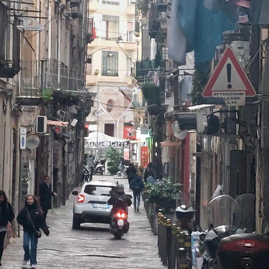 Nun C'E Penza Lejlighed Napoli Eksteriør billede